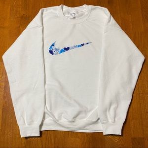 Nike Embroidered Crewneck Sweatshirt